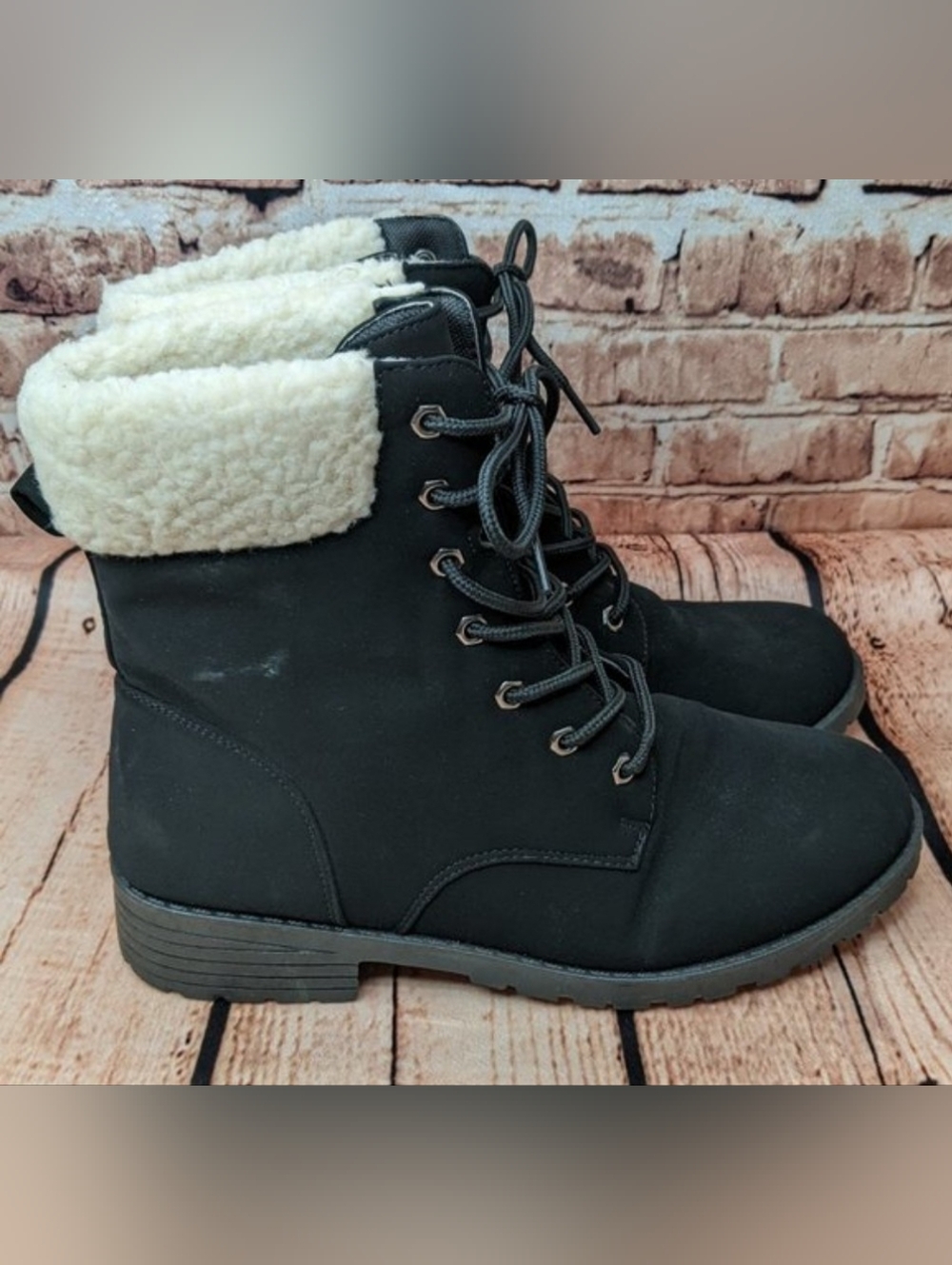 Faux Suede Lined Boots Size Medium 8-9